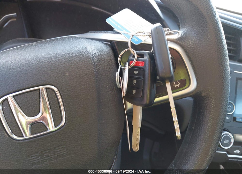 2019 HONDA CIVIC LX VIN: 19XFC2F68KE048073