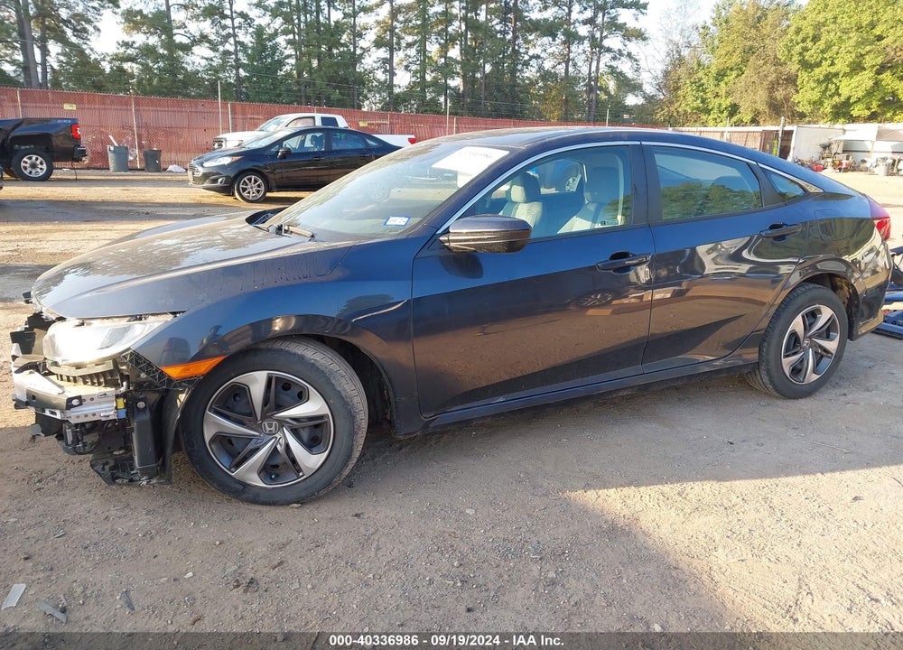 2019 HONDA CIVIC LX VIN: 19XFC2F68KE048073