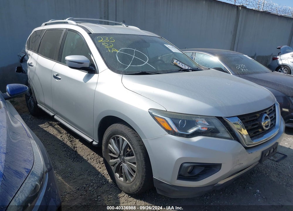 2017 NISSAN PATHFINDER SV VIN: 5N1DR2MN2HC696374