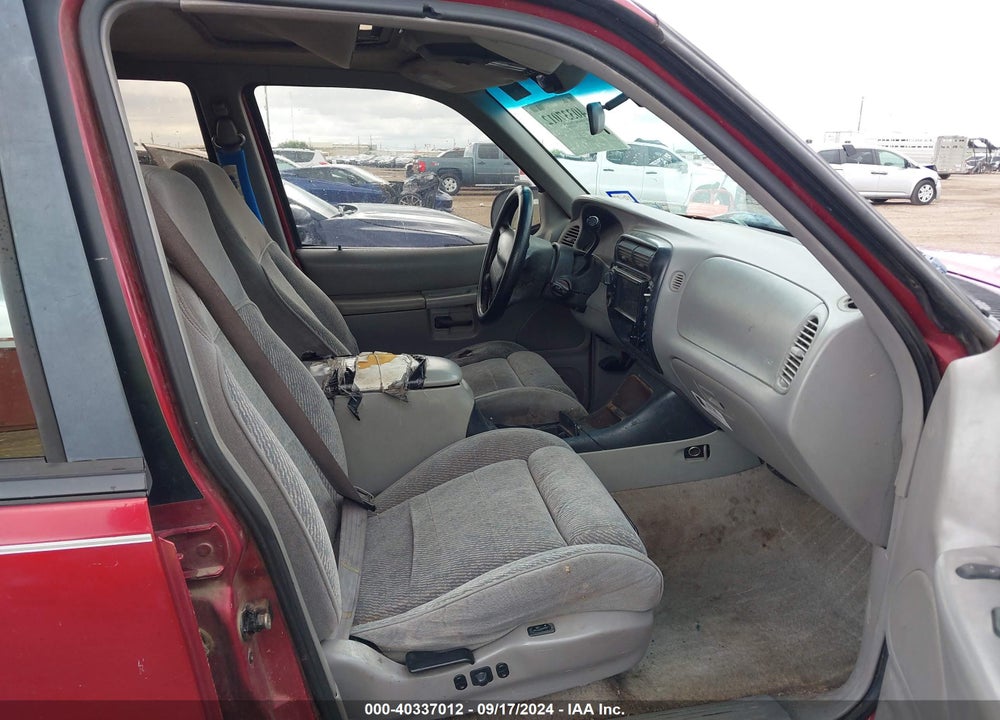 1995 FORD EXPLORER VIN: 1FMDU34X7SUA04455