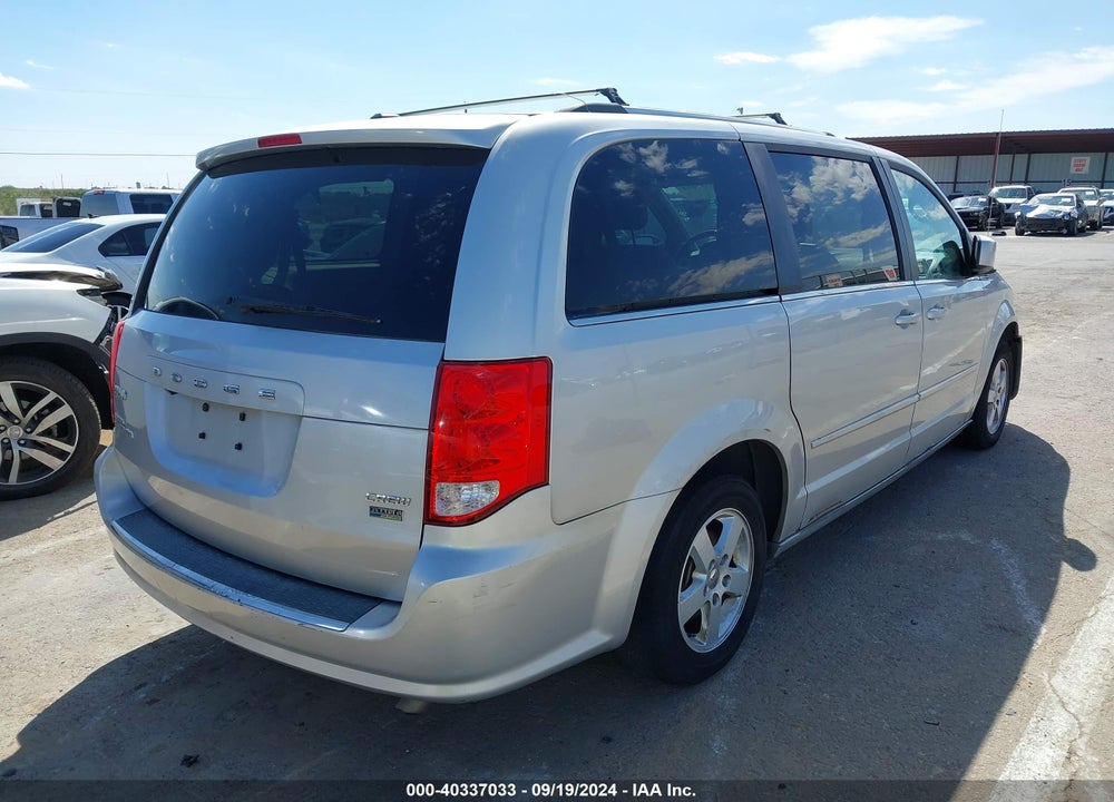 2011 DODGE GRAND CARAVAN CREW VIN: 2D4RN5DG5BR688862