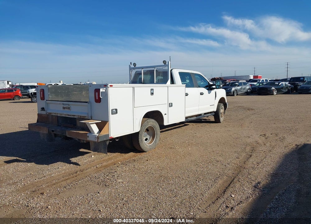 2019 FORD F-350 CHASSIS VIN: 1FD8W3HT4KEF25193