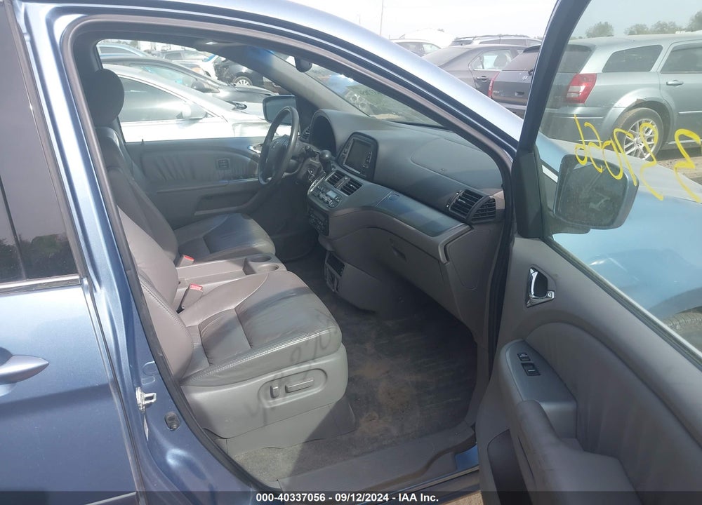 2008 HONDA ODYSSEY TOURING VIN: 5FNRL38868B115760