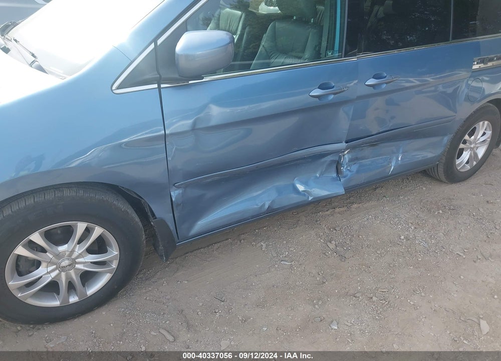 2008 HONDA ODYSSEY TOURING VIN: 5FNRL38868B115760