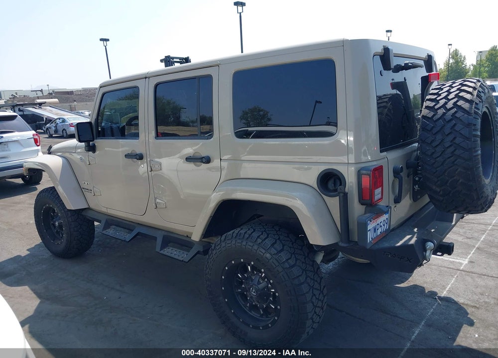 2016 JEEP WRANGLER UNLIMITED SAHARA VIN: 1C4HJWEG0GL289575