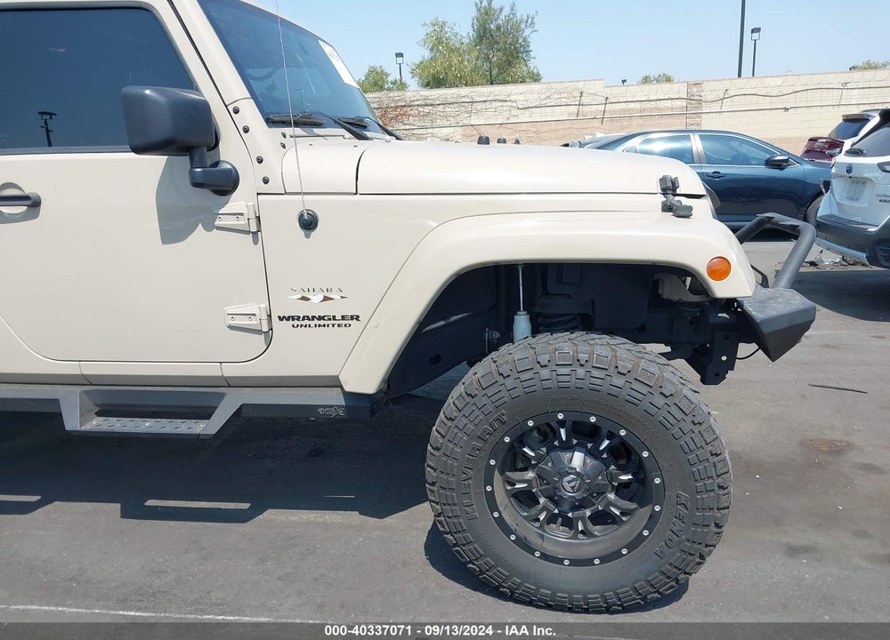 2016 JEEP WRANGLER UNLIMITED SAHARA VIN: 1C4HJWEG0GL289575