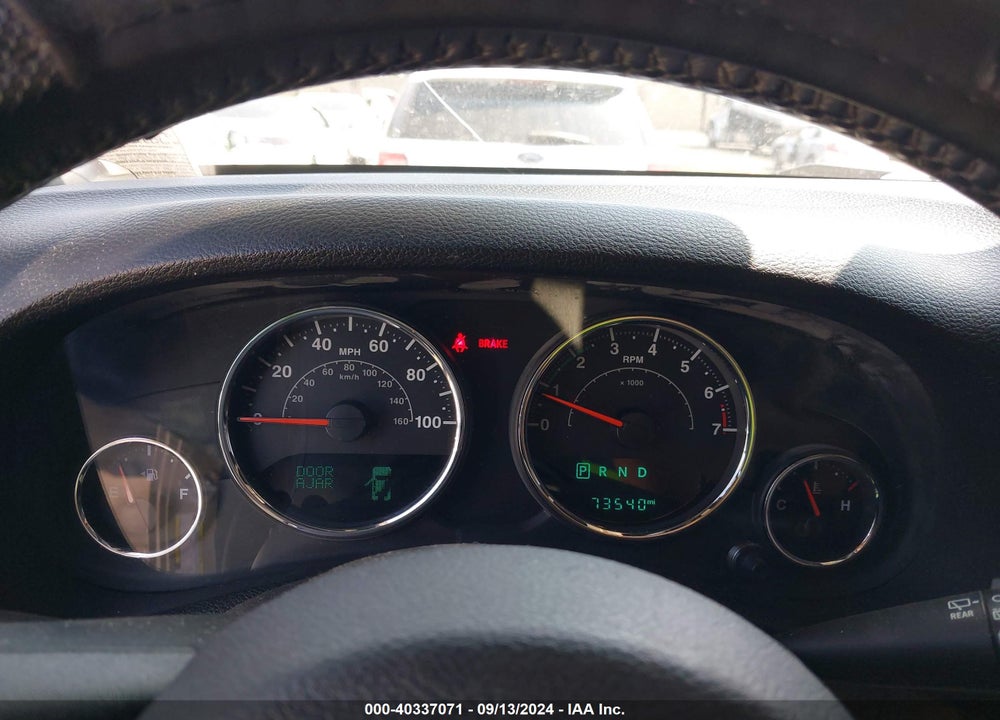 2016 JEEP WRANGLER UNLIMITED SAHARA VIN: 1C4HJWEG0GL289575