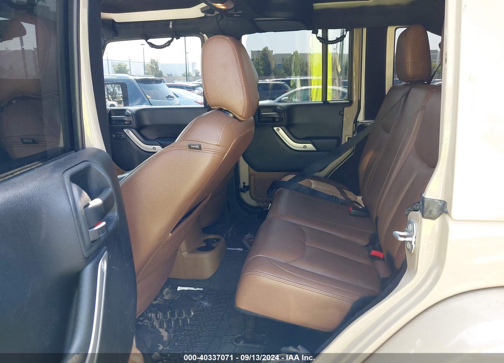 2016 JEEP WRANGLER UNLIMITED SAHARA VIN: 1C4HJWEG0GL289575