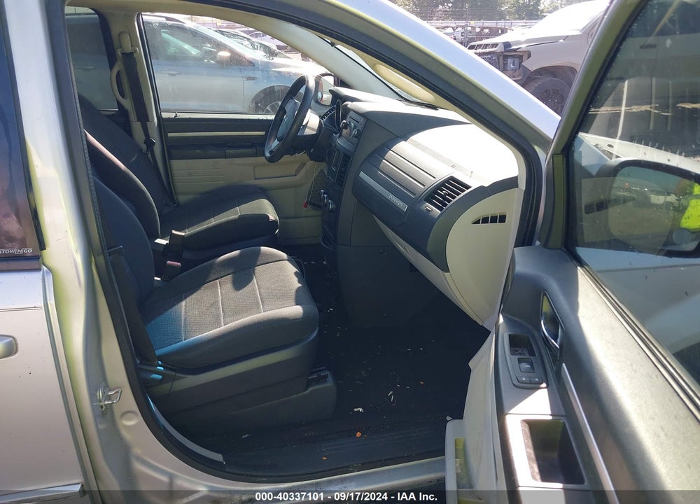 2009 DODGE GRAND CARAVAN SE VIN: 2D8HN44E39R638197