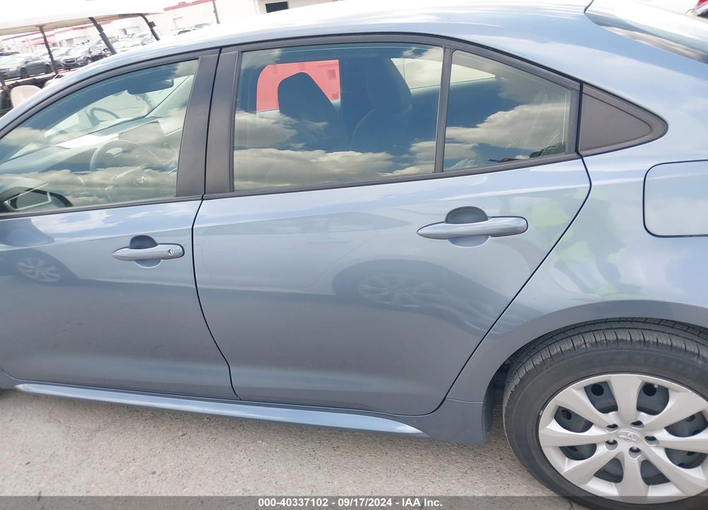 2022 TOYOTA COROLLA LE VIN: JTDEPMAE8NJ192269