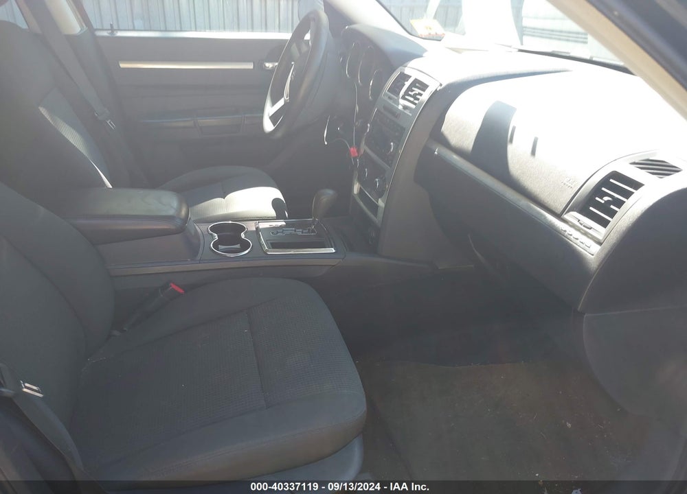 2008 DODGE CHARGER VIN: 2B3KA43G88H322240