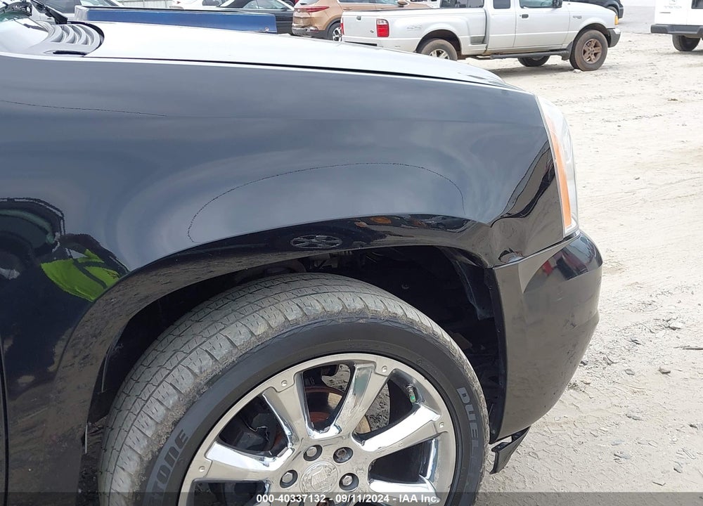 2014 GMC YUKON XL 1500 SLT VIN: 1GKS2KE71ER232943