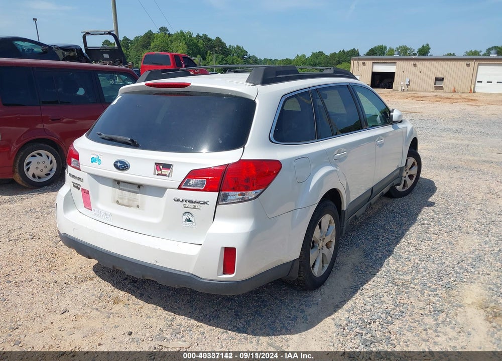 2011 SUBARU OUTBACK 2.5I PREMIUM VIN: 4S4BRBCC9B3332600