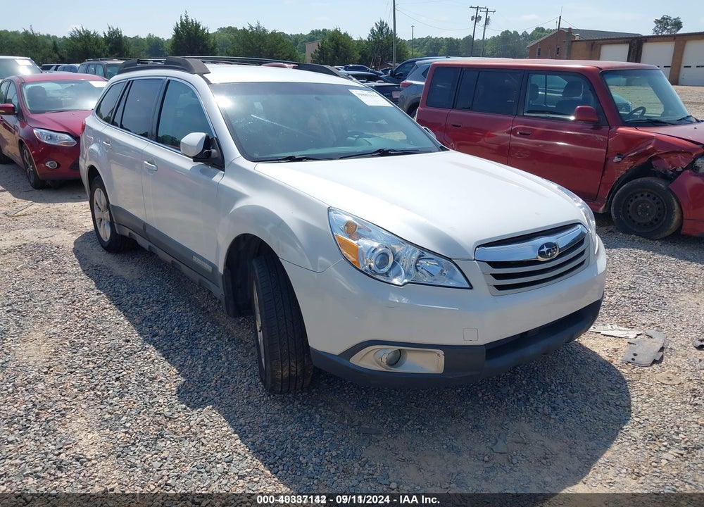 2011 SUBARU OUTBACK 2.5I PREMIUM VIN: 4S4BRBCC9B3332600