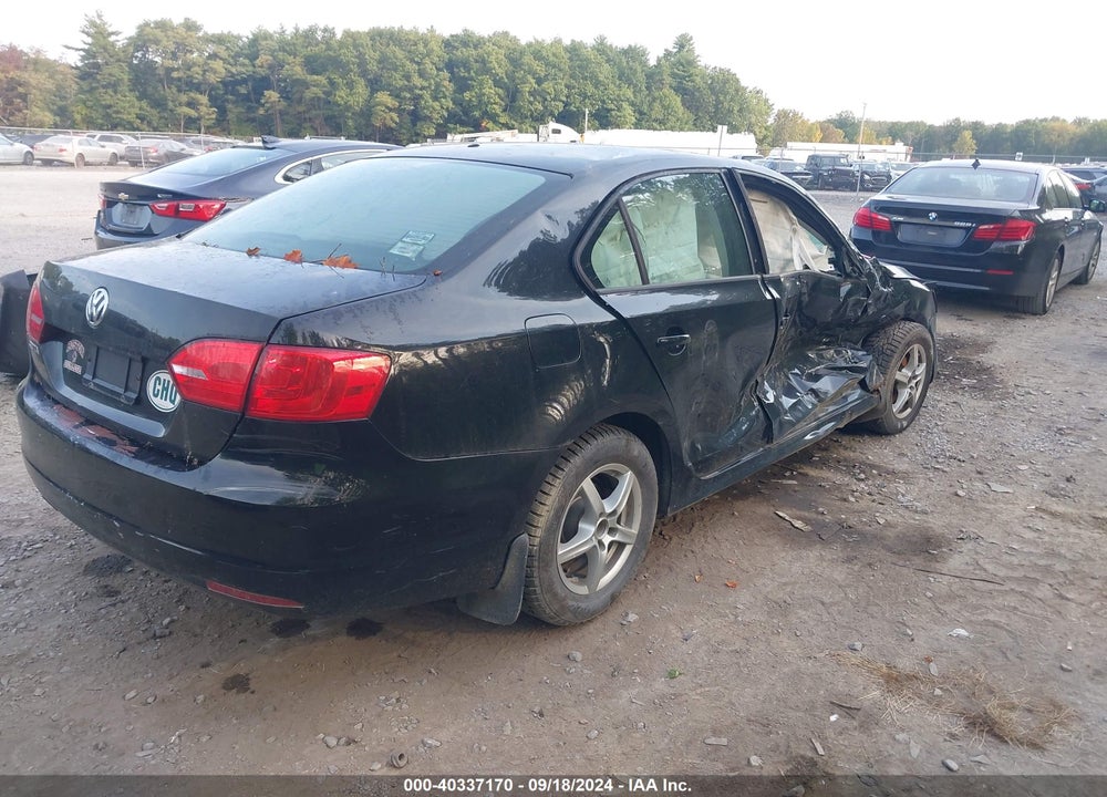 2012 VOLKSWAGEN JETTA 2.0L S VIN: 3VW1K7AJ3CM382909