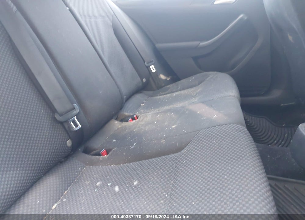 2012 VOLKSWAGEN JETTA 2.0L S VIN: 3VW1K7AJ3CM382909