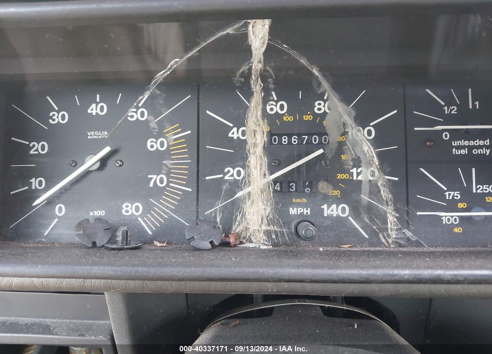 1987 ALFA ROMEO MILANO PLATINUM VIN: ZARDA1362H1025286