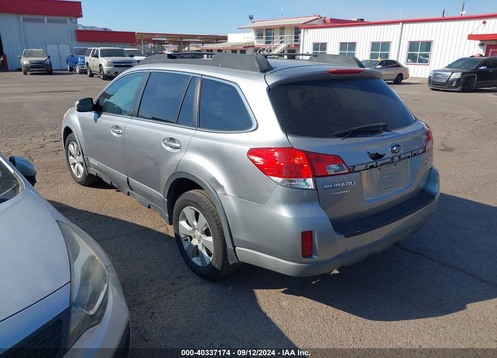 2010 SUBARU OUTBACK 2.5I LIMITED VIN: 4S4BRBKCXA3355531