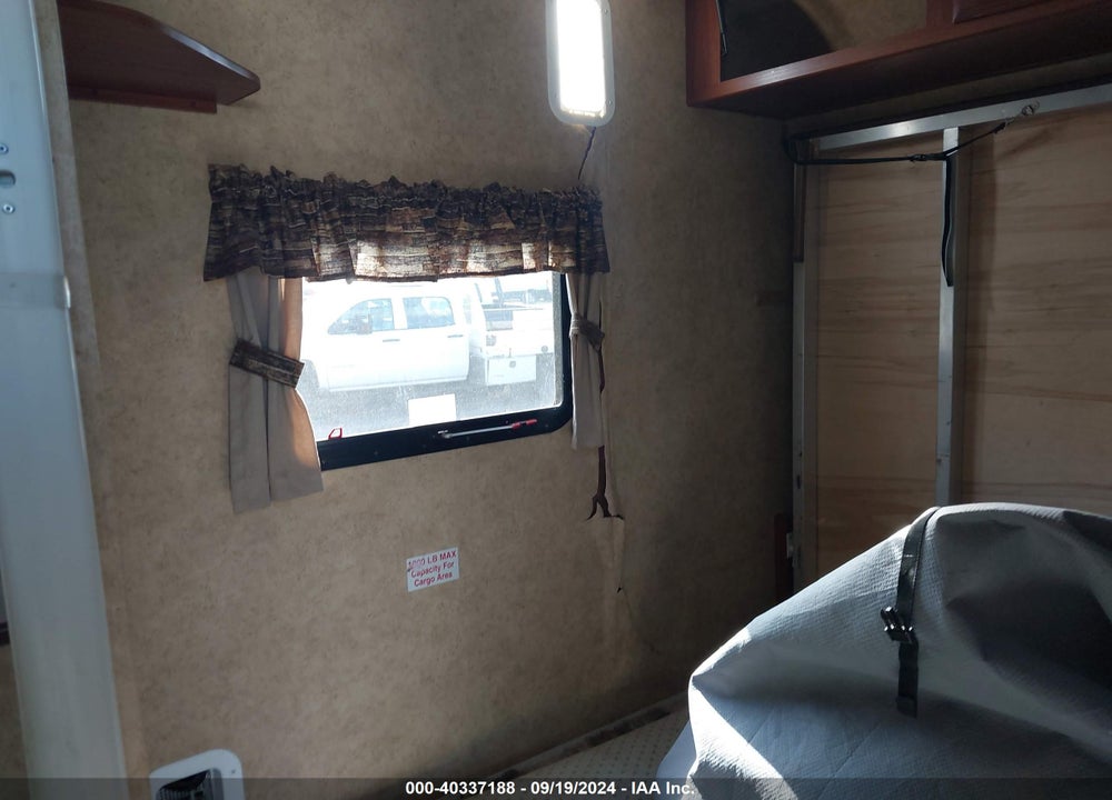 2010 KEYSTONE 230RS VIN: 4YDT2302XAB452793
