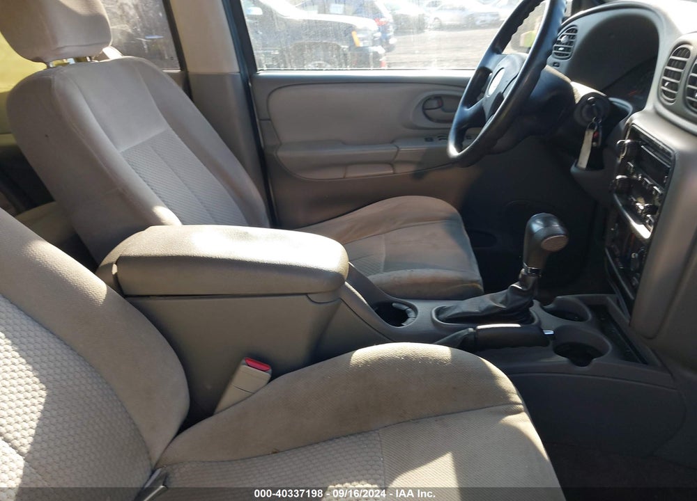 2009 CHEVROLET TRAILBLAZER VIN: 1GNDT33S492131237