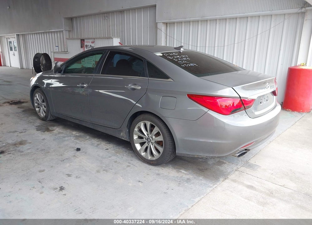 2013 HYUNDAI SONATA SE VIN: 5NPEC4AC8DH794641