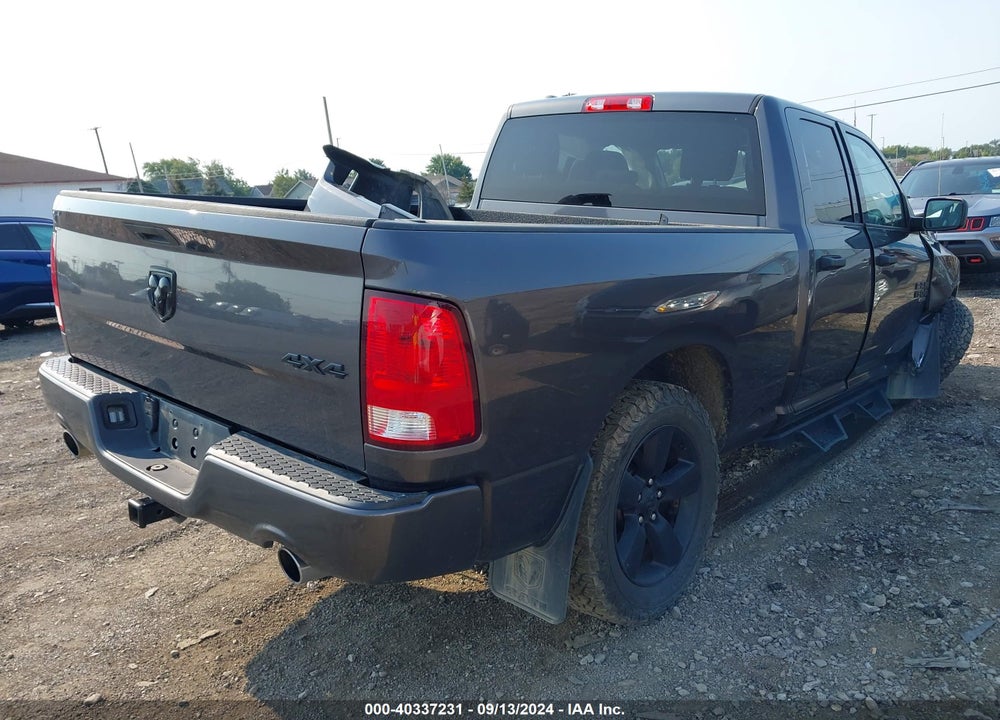 2019 RAM 1500 CLASSIC EXPRESS QUAD CAB 4X4 6'4 BOX VIN: 1C6RR7FT9KS517643