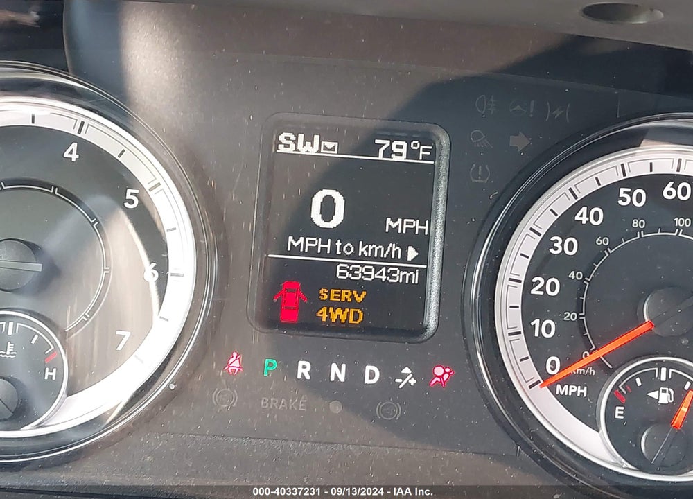 2019 RAM 1500 CLASSIC EXPRESS QUAD CAB 4X4 6'4 BOX VIN: 1C6RR7FT9KS517643