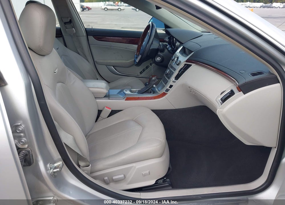 2012 CADILLAC CTS LUXURY VIN: 1G6DE5E54C0145814