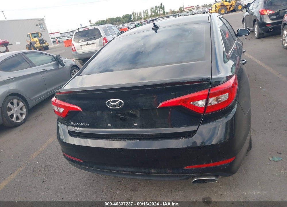 2015 HYUNDAI SONATA SE VIN: 5NPE24AF5FH001859