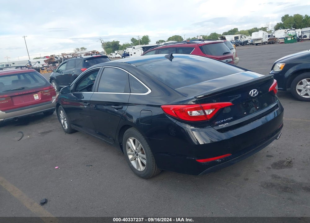 2015 HYUNDAI SONATA SE VIN: 5NPE24AF5FH001859