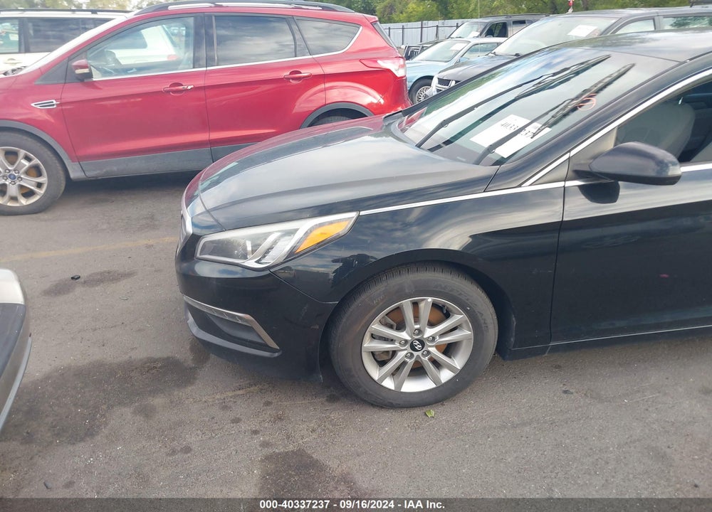 2015 HYUNDAI SONATA SE VIN: 5NPE24AF5FH001859