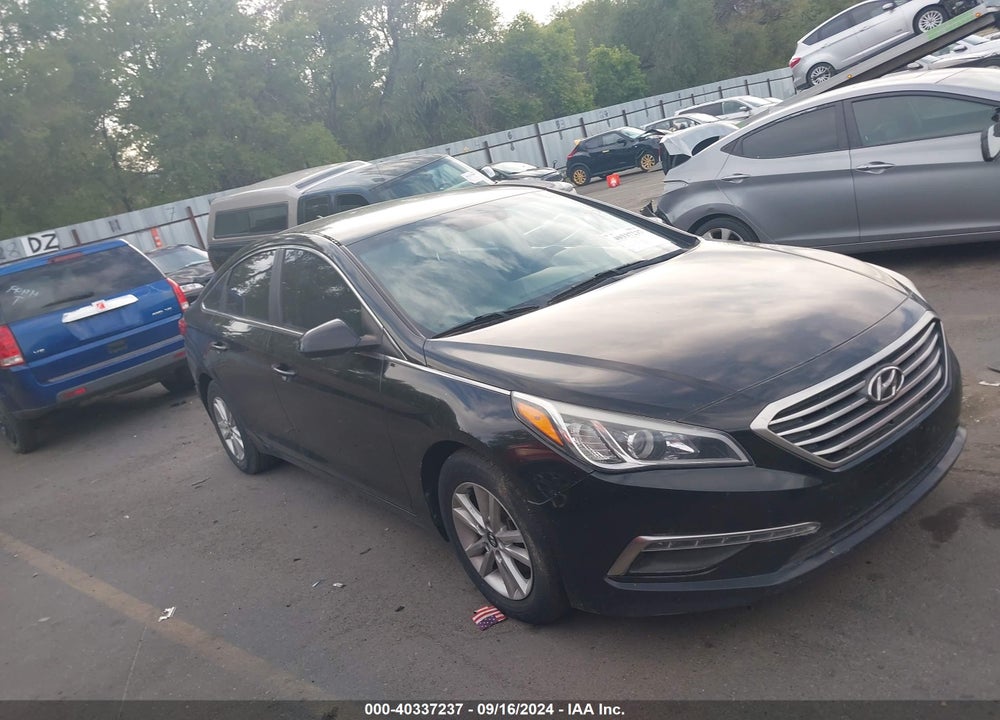 2015 HYUNDAI SONATA SE VIN: 5NPE24AF5FH001859