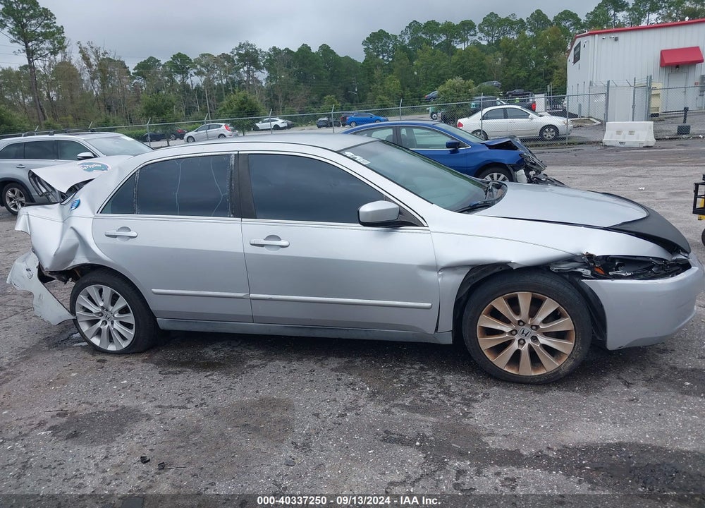 2005 HONDA ACCORD 2.4 LX VIN: 1HGCM56485L003714
