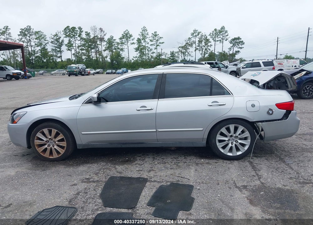 2005 HONDA ACCORD 2.4 LX VIN: 1HGCM56485L003714