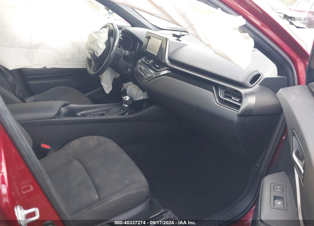 2018 TOYOTA C-HR XLE VIN: NMTKHMBX8JR003423