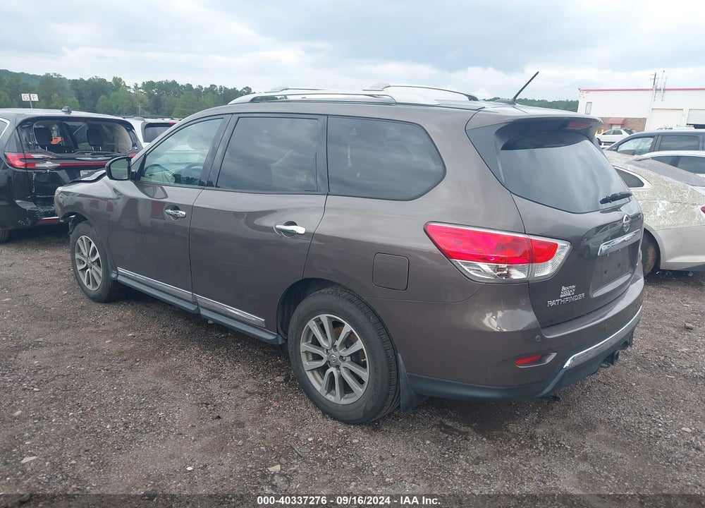 2016 NISSAN PATHFINDER SL VIN: 5N1AR2MNXGC600539