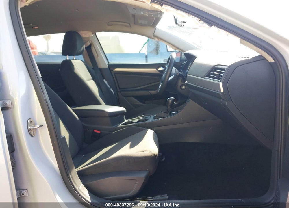 2019 VOLKSWAGEN JETTA 1.4T R-LINE/1.4T S/1.4T SE VIN: 3VWC57BU2KM130771