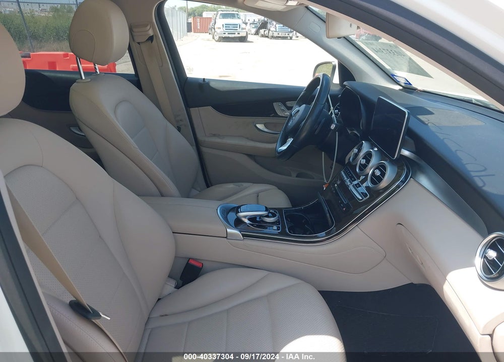 2016 MERCEDES-BENZ GLC 300 VIN: WDC0G4JB3GF056972
