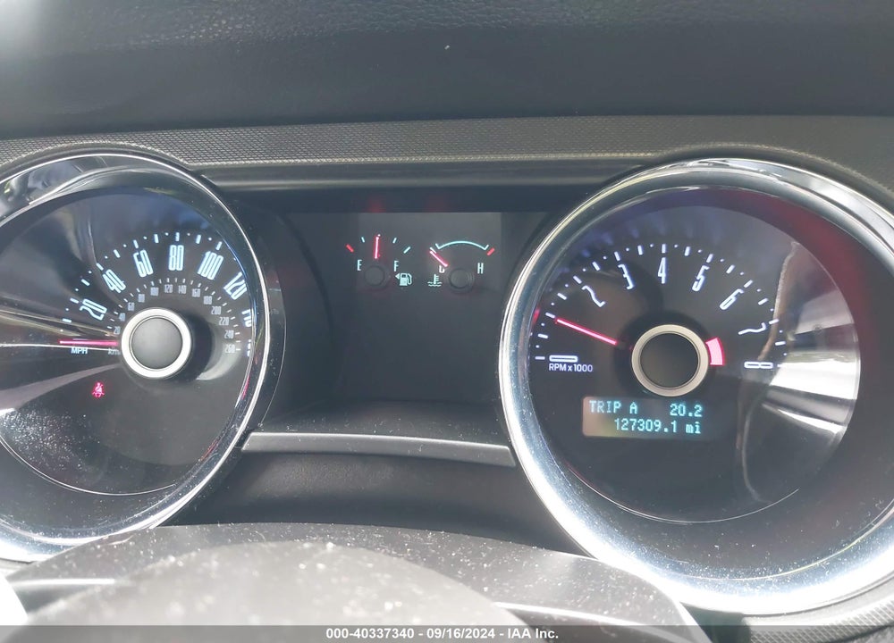 2014 FORD MUSTANG V6 VIN: 1ZVBP8AM2E5334705
