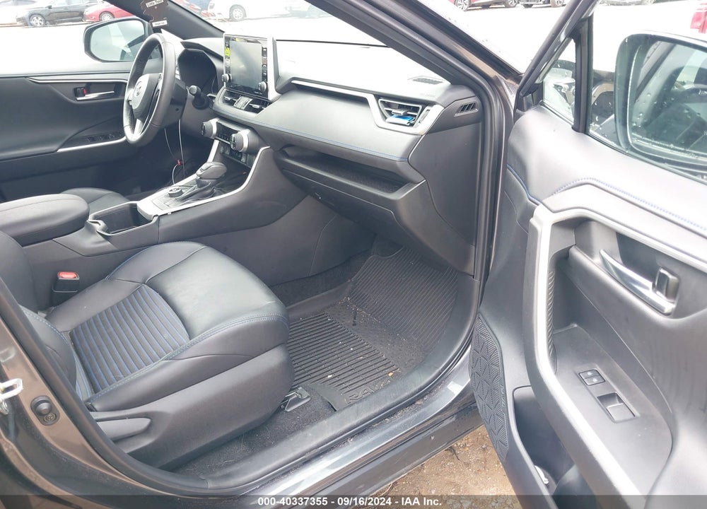 2022 TOYOTA RAV4 HYBRID XSE VIN: 4T3E6RFV2NU103581