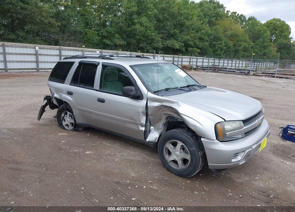 2006 CHEVROLET TRAILBLAZER LS VIN: 1GNDT13S762223703