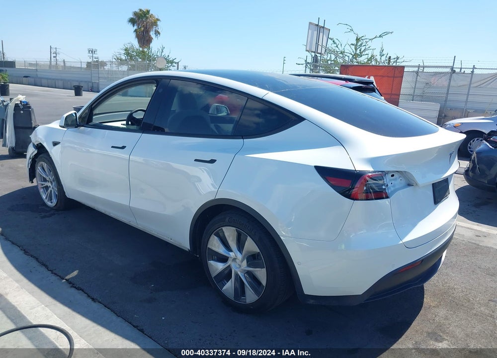 2021 TESLA MODEL Y STANDARD RANGE REAR-WHEEL DRIVE VIN: 5YJYGDED0MF163207