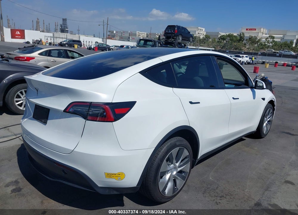 2021 TESLA MODEL Y STANDARD RANGE REAR-WHEEL DRIVE VIN: 5YJYGDED0MF163207