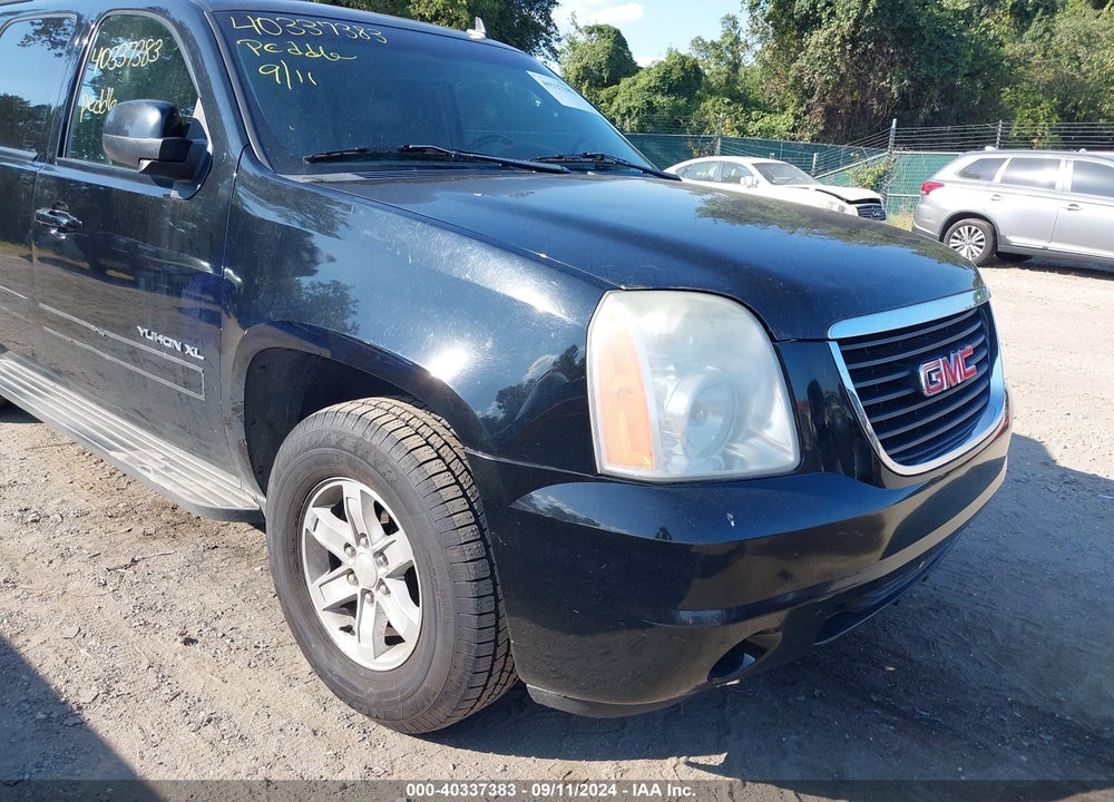 2011 GMC YUKON XL 1500 SLE VIN: 1GKS2HE32BR246376