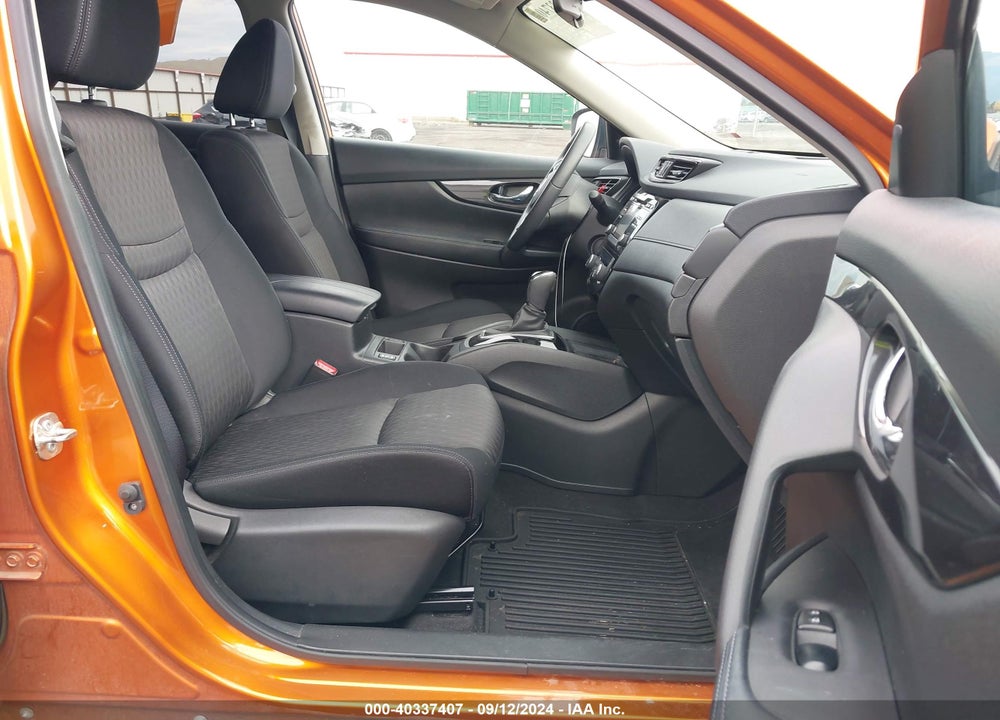 2017 NISSAN ROGUE SV VIN: JN8AT2MV1HW274706