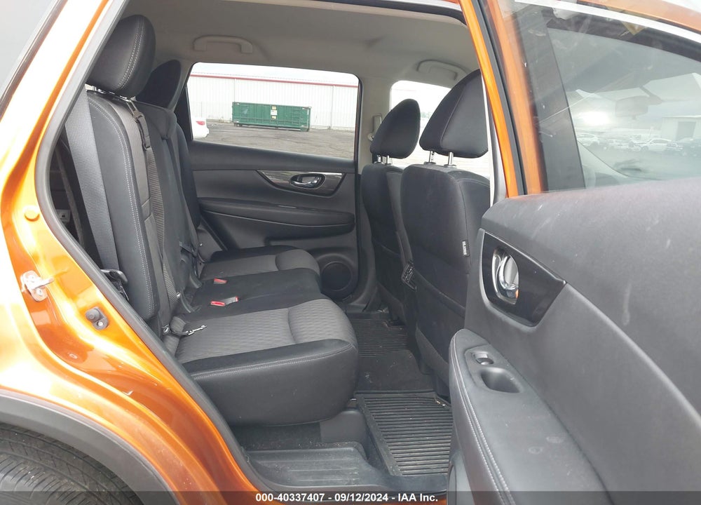2017 NISSAN ROGUE SV VIN: JN8AT2MV1HW274706