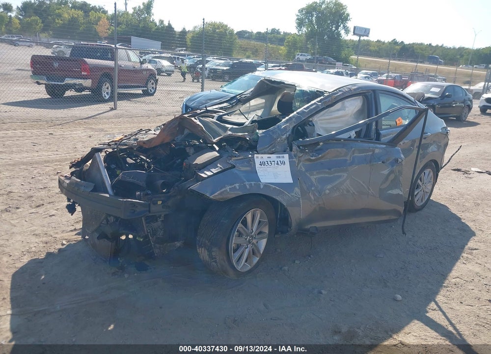 2014 HYUNDAI ELANTRA SE VIN: 5NPDH4AE1EH488915