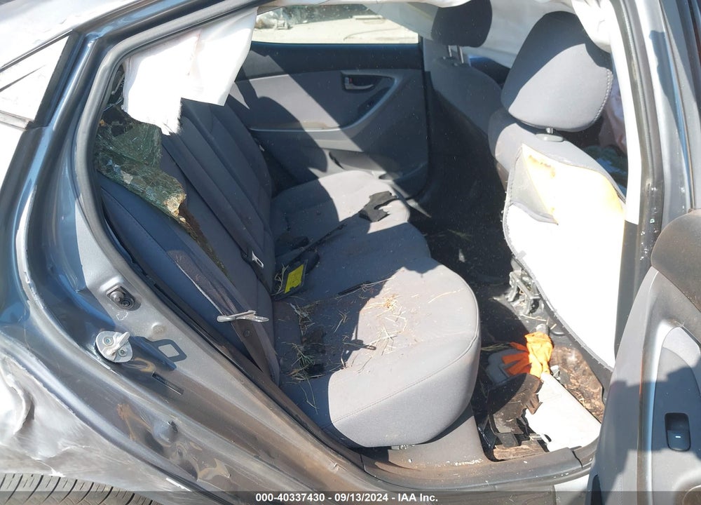 2014 HYUNDAI ELANTRA SE VIN: 5NPDH4AE1EH488915