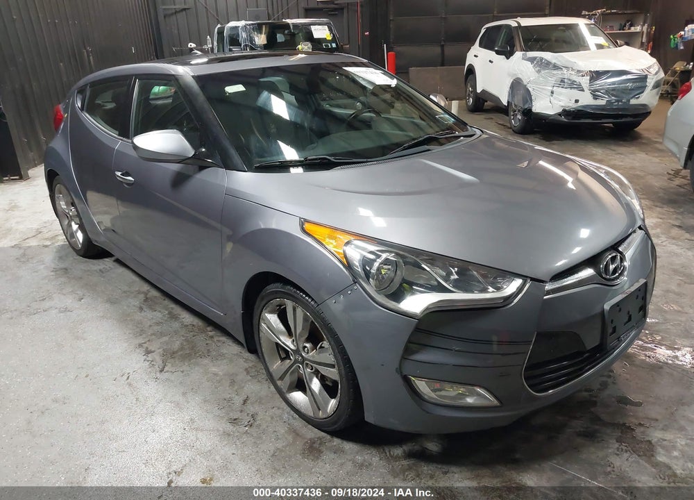 2016 HYUNDAI VELOSTER VIN: KMHTC6AD2GU283458