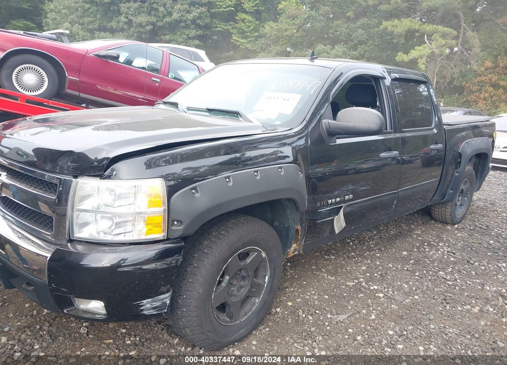 2011 CHEVROLET SILVERADO 1500 LT VIN: 3GCPKSE37BG194175